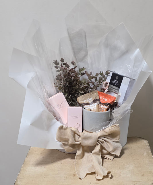 Surprise & Delight Hamper
