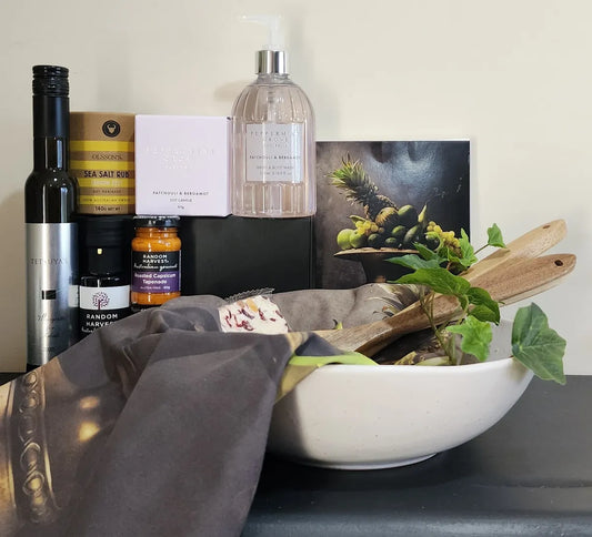 Salad Bowl Kitchen Hamper